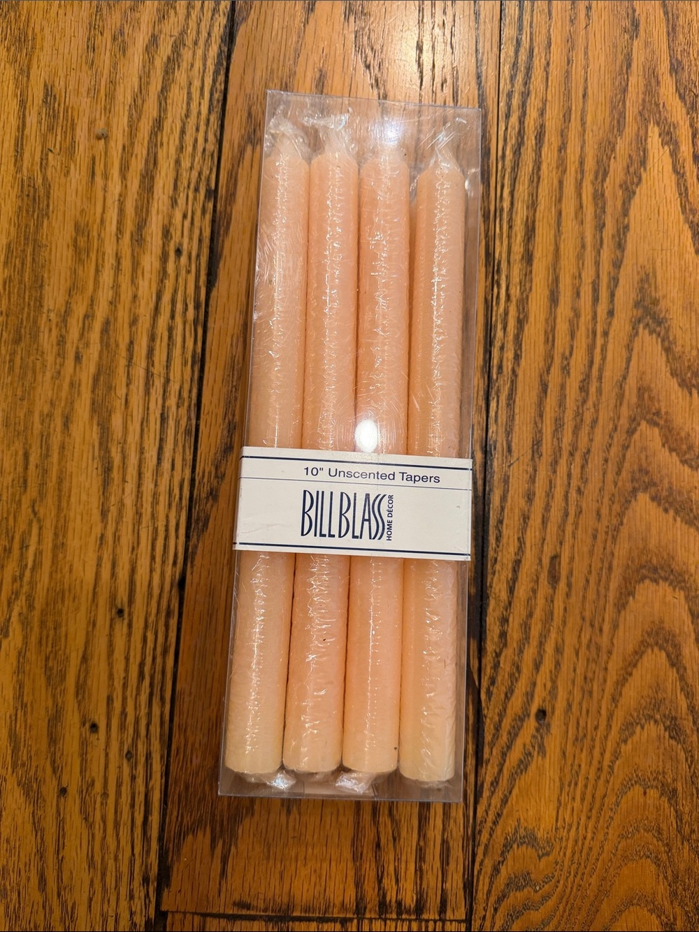 NWT🕯️ BILL BLASS HOME DECOR 10 INCH PALE PEACH COLOR UNSCENTED TAPERS- SET OF 8